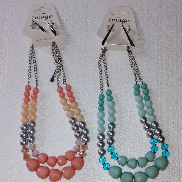 Elegant Beaded Necklace And Earring Set